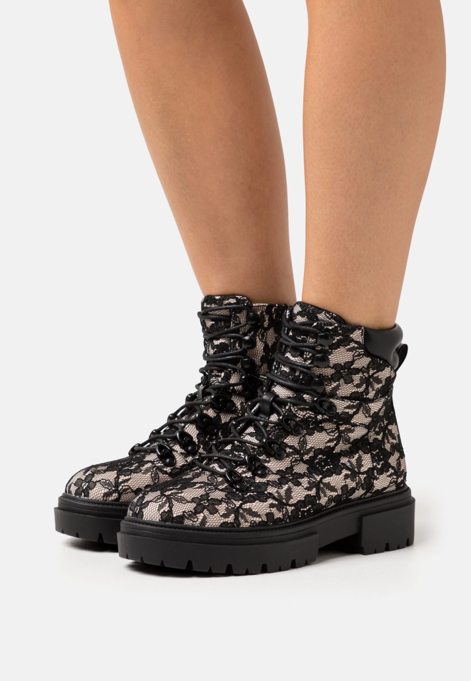 Bottines À Plateau - Pink Anna Field Bottines À Plateau - Pink -Magasin De Sélection De Chaussures De Mode 21e0b418f077406f93fbad778a055722 scaled