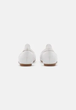 Leather - Ballerines - White 5 Leather - Ballerines - White -Magasin De Sélection De Chaussures De Mode 23d089bae7a54006bdce40b018cdf889