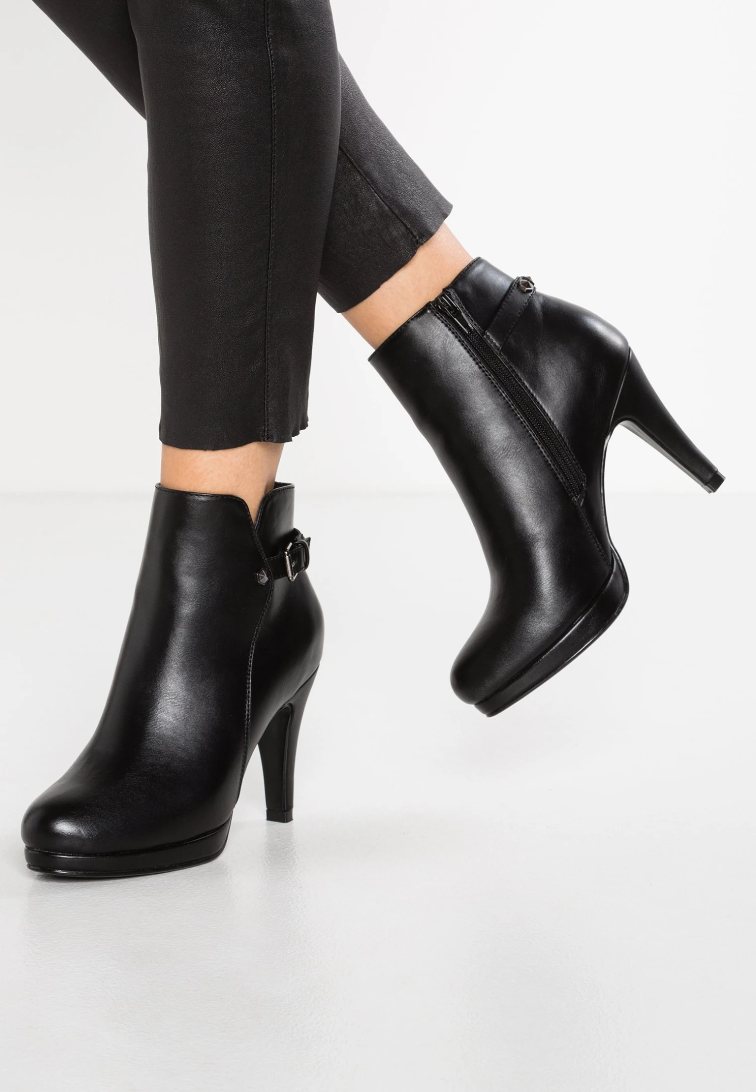 Bottines À Talons Hauts - Black Anna Field Bottines À Talons Hauts - Black -Magasin De Sélection De Chaussures De Mode 43e1645b2fa74d56b83373b12ae35562