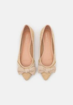 Ballerines - Beige -Magasin De Sélection De Chaussures De Mode 5ac022a05baa4bf684230e2bbb1bc90c
