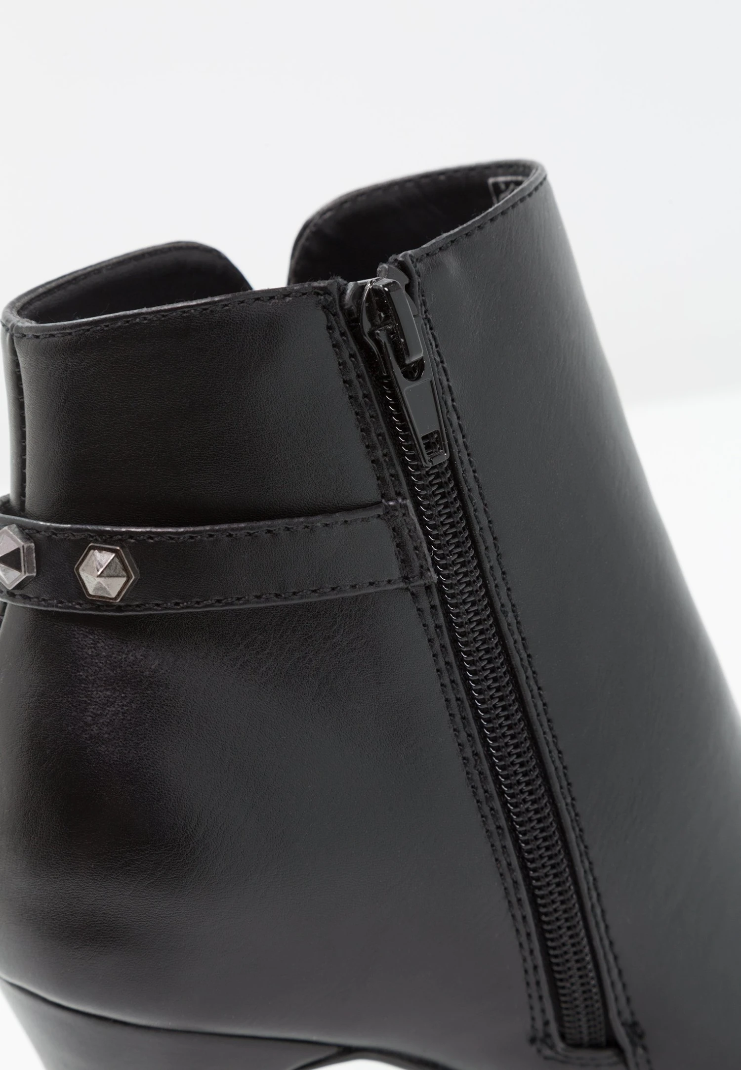 Bottines À Talons Hauts - Black Anna Field Bottines À Talons Hauts - Black -Magasin De Sélection De Chaussures De Mode 627c45f3a3864a60bb20dacd74439366