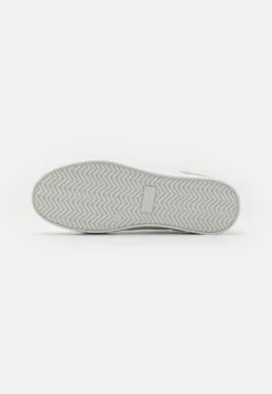 Wide Fit - Baskets Basses - White -Magasin De Sélection De Chaussures De Mode cb3a8f6afbbc4141a6651b2faed9f044