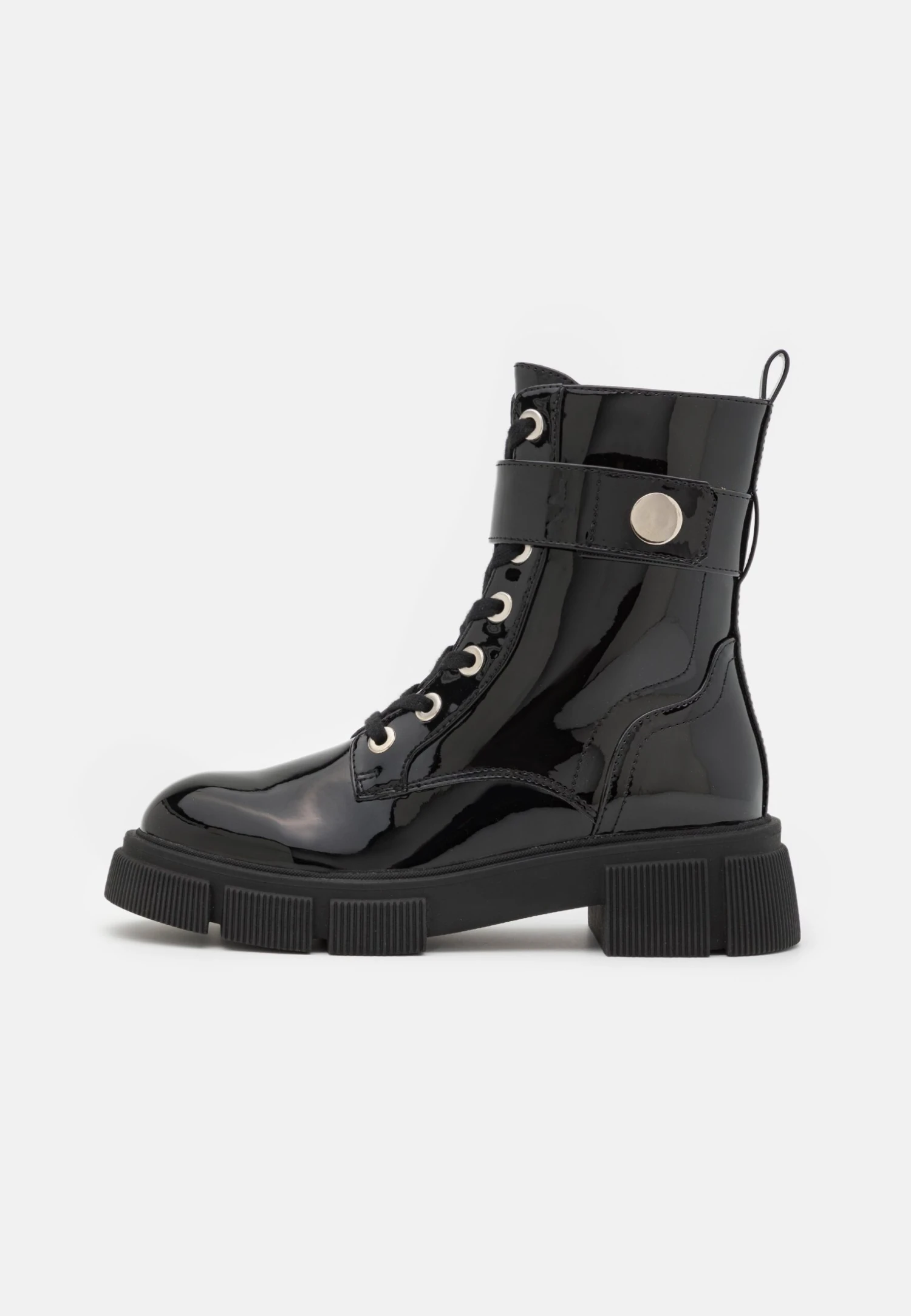 Bottines À Plateau - Black Bottines À Plateau - Black -Magasin De Sélection De Chaussures De Mode ff2a54305bad4d0796710b7456e3a5bd scaled